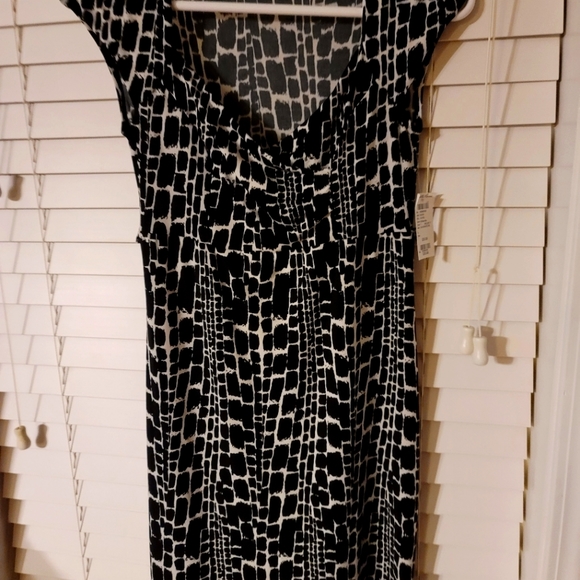 Dress - Picture 1 of 1